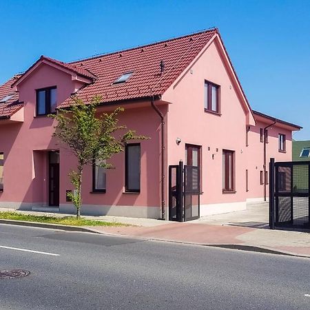 Apartment De Luna Prague Exterior photo
