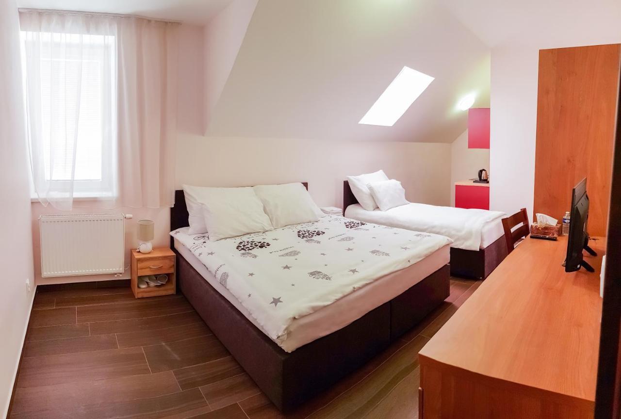 Apartment De Luna Prague Exterior photo