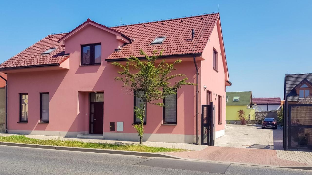 Apartment De Luna Prague Exterior photo